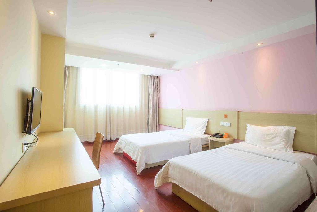 7Days Inn Guangzhou Baiyun International Airport Renhezhen Стая снимка